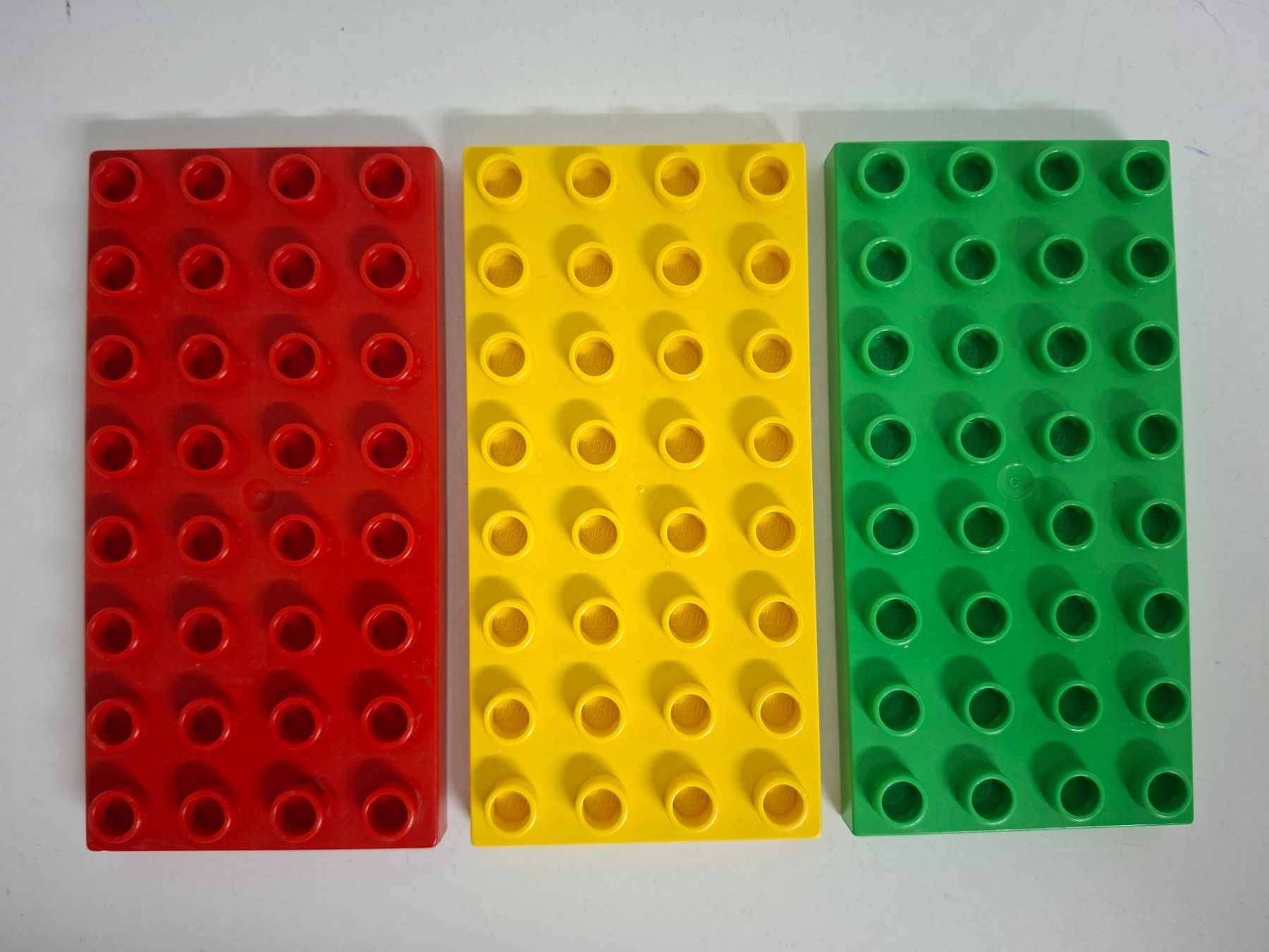 Lego Giocattoli: LEGO Duplo 3 kleine Platten / Bauplatten – Usato da Balterswil venduto da Steineparadies
