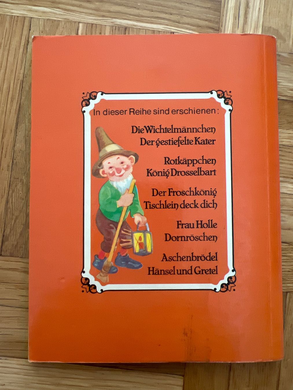 Libri: Frau Holle/Dornröschen - altes Märchenbuch – Usato da Zuchwil venduto da Commander0 1