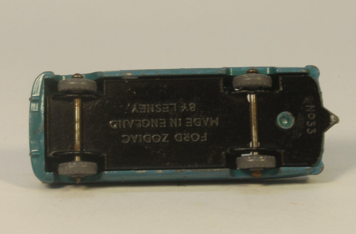 Matchbox Modellini d'auto: Matchbox Lesney 33A Ford Zodiac – Usato da Zofingen venduto da Trukli58 5