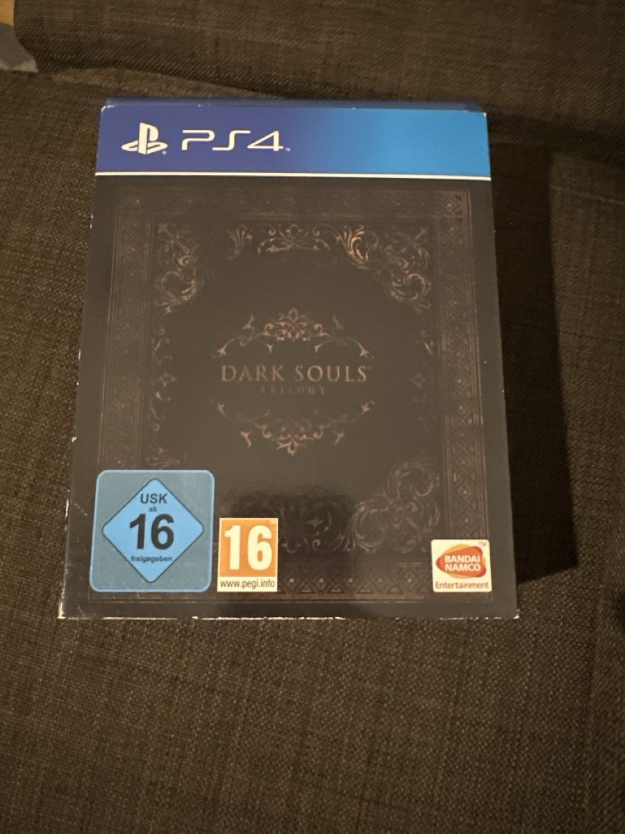 Spiele: Dark Souls Trilogy Edition  – Gebraucht aus fislisbach von fla_n5jf