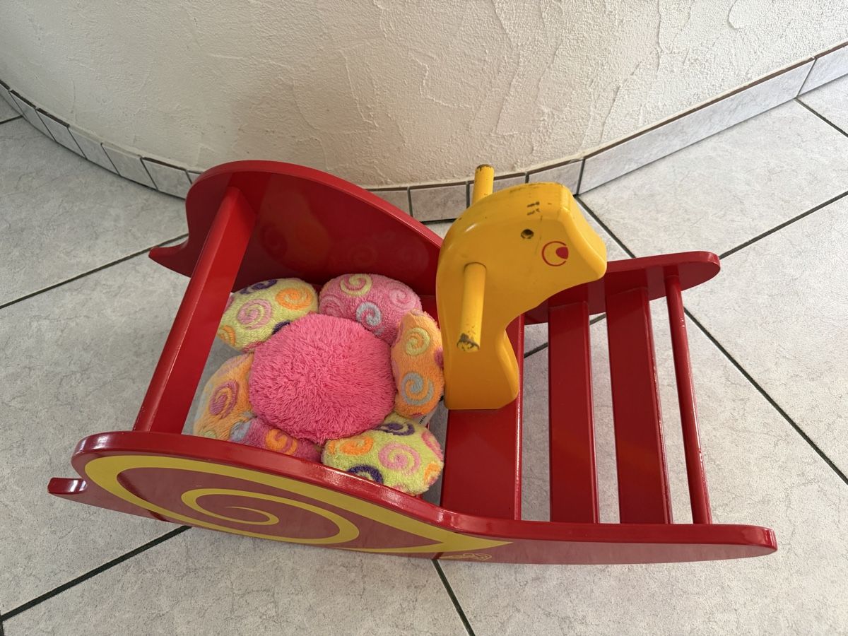 Jouets: Kinderspielzeug: Wippe – D'occasion à Schlierbach par london112 1