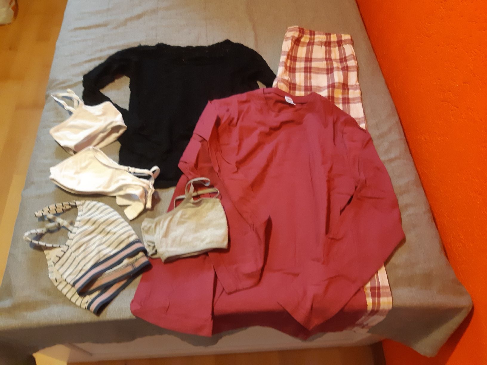 Kleiderpakete & -sets: Winterkleiderpaket ab 164 – Gebraucht aus lanzenhäusern von Spychi7 4