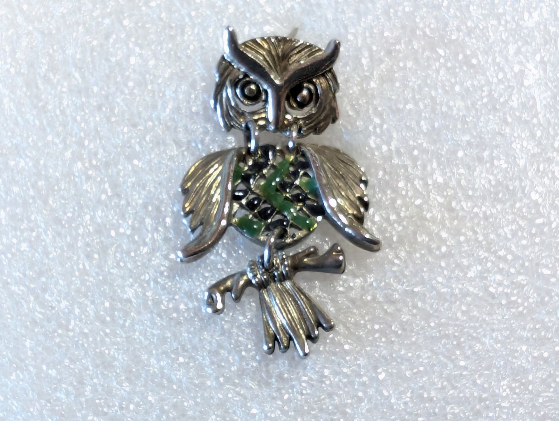 Plaquettes & Badges: Ansteckpin 288: Eule – D'occasion à Oppligen par Pin-Fall-Shop