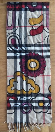 Burberry Schal Cashmere beige / design reversible