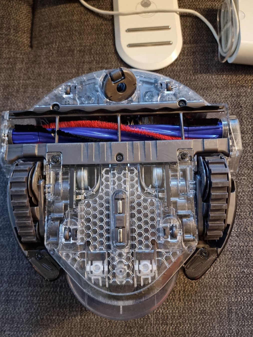 Dyson Aspirateurs & Accessoires: Dyson 360 Eye Saugroboter defekt – Défectueux à Münchwilen AG par lum_m5yg 1