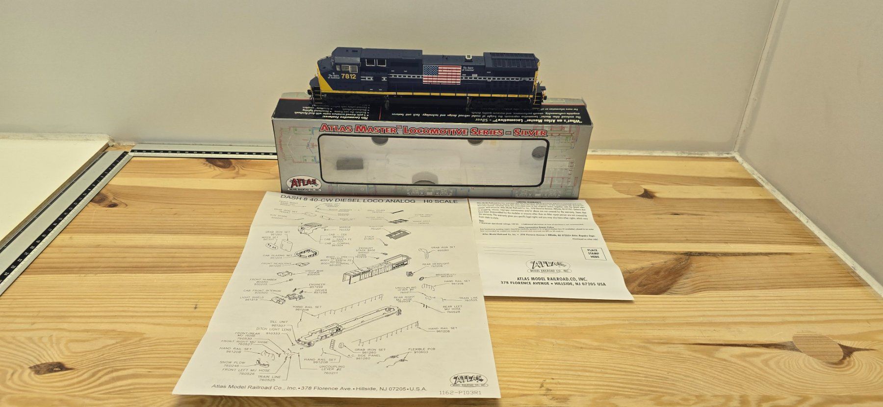 Modelleisenbahnen: Atlas Master 7693 Dash 8‑40CW – Neu (gemäss Beschreibung) aus Büsserach von ModellbahnDepot 1