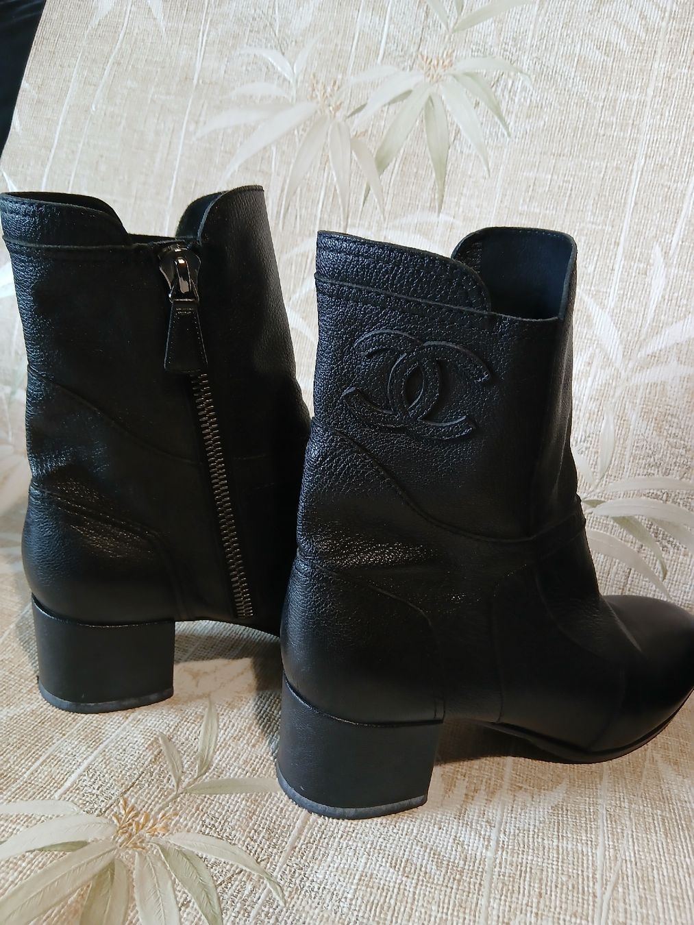 Chanel Scarpe da donna: Chanel Bottines – Usato da Zürich venduto da tg4_y65n