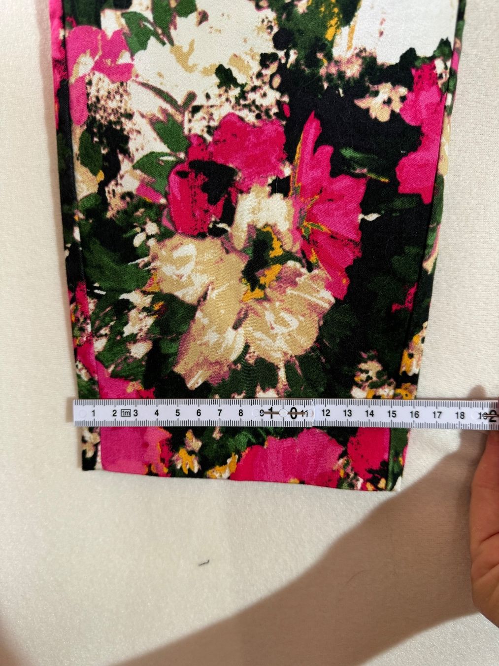 H&M Hosen: Farbenfrohe Hose von H&M Gr. 38 – Gebraucht aus Grosswangen von second_hand_dress 5