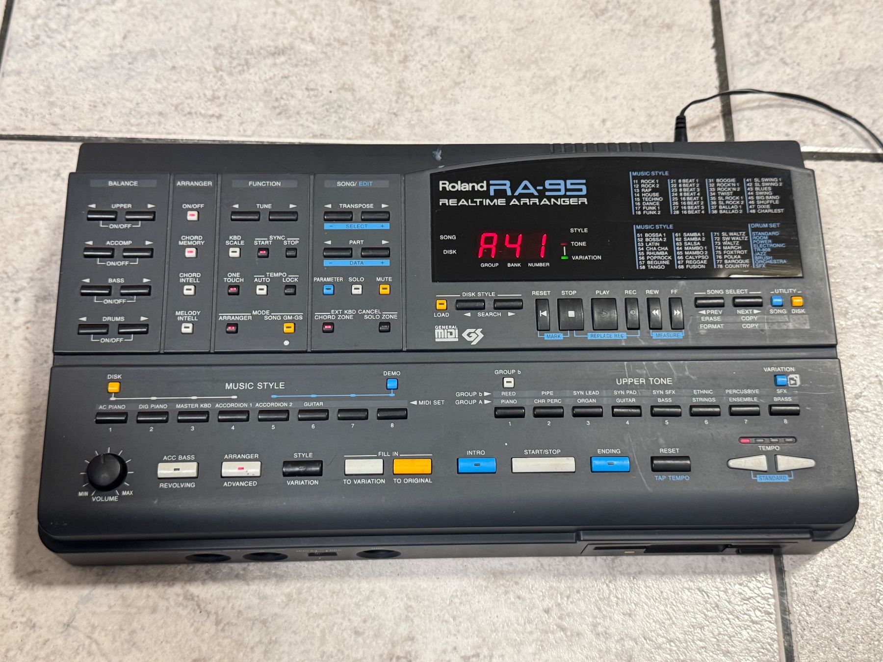 Roland Musikinstrumente: Roland | RA-95 | Realtime Arranger – Gebraucht aus Kaiseraugst von Drasa