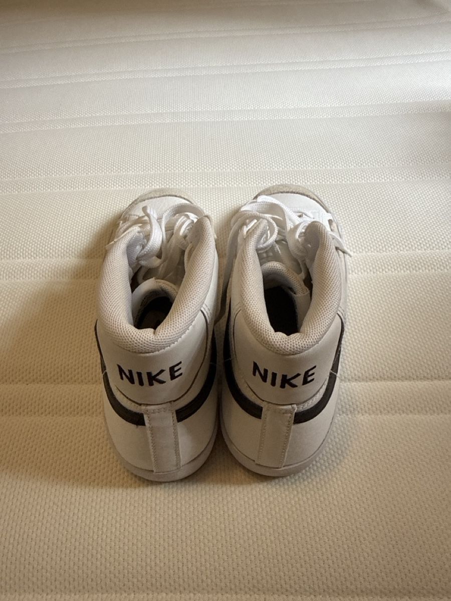 Scarpe da donna: Nike Schuhe – Usato da Zürich venduto da joe_9lm9 1