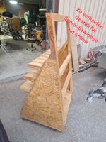 Gestell fuer Schraubzwingen auf Rollen Holz OSB Platten