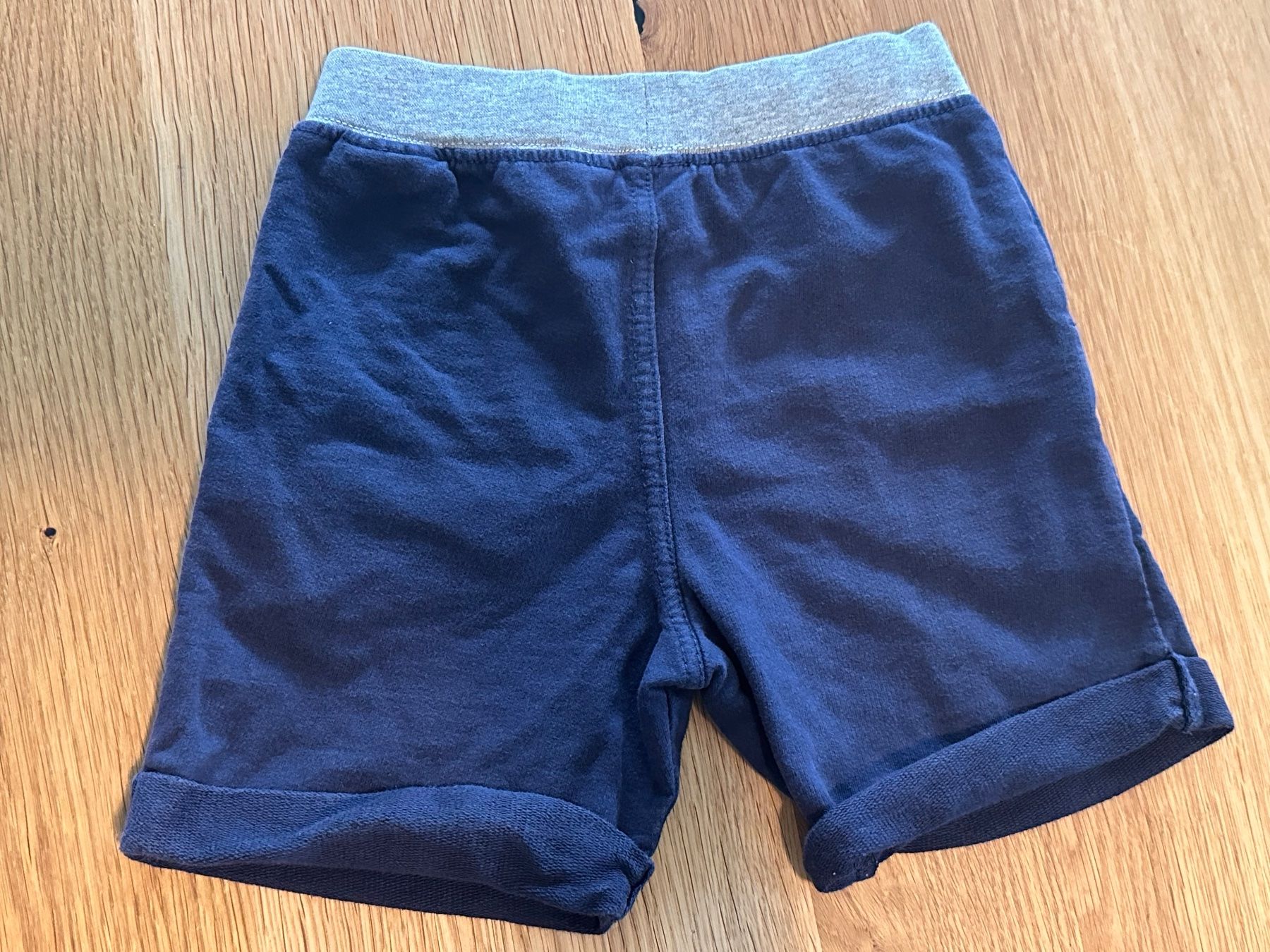 Pantaloni: Shorts, kurze Hose Grösse 80 – Usato da Illnau venduto da Xanny777 1