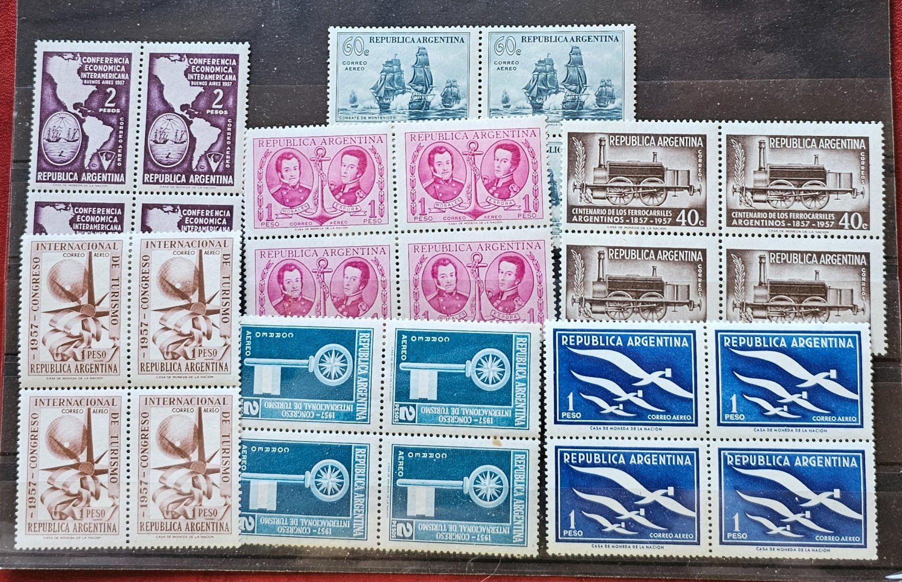Tutti i francobolli: ARGENTINIEN - 4er-Bl. **, ~1957 – Nuovo (secondo la descrizione) da Les Valettes venduto da Nuba1