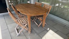 Gartentisch mit 4 Stühlen