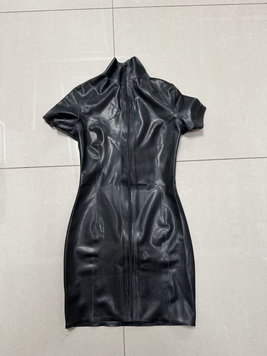 Robes: Libidex Latex Mini Kleid Grösse M – Neuf (Voir description) à Wangen SZ par wakaawinhu