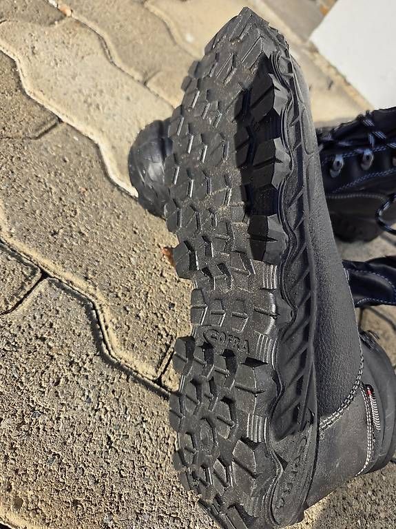 Scarpe da uomo: Sicherheitsschuhe / Stiefel – Usato da Lausen venduto da 04362 4