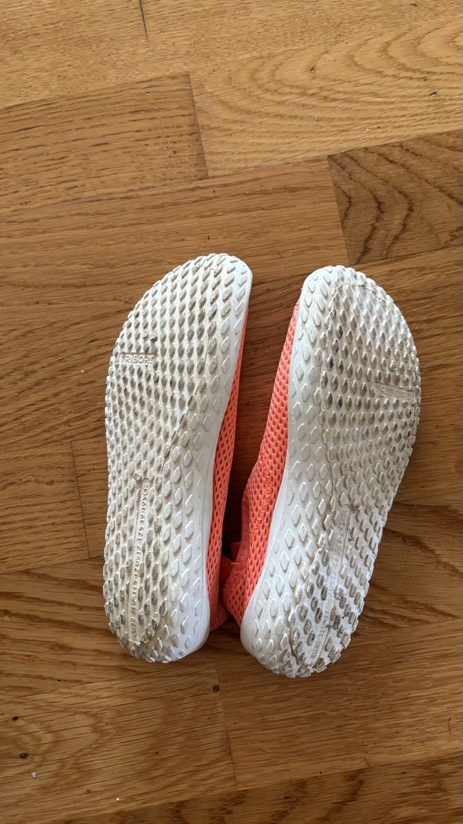 Decathlon Scarpe per ragazzi: Badeschuhe Gr. 30/31 – Usato da Wetzikon ZH venduto da pinkilady44 1
