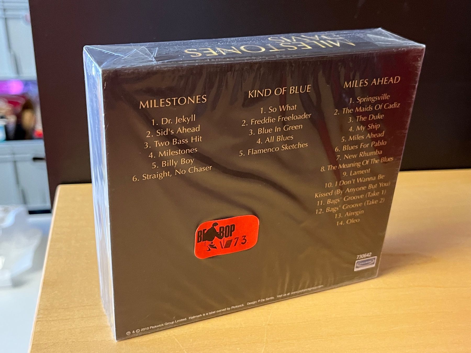 CD: Miles Davis - Milestones - HI21D – Nuovo e nell'imballaggio originale da Küsnacht ZH venduto da swisssales.net 1