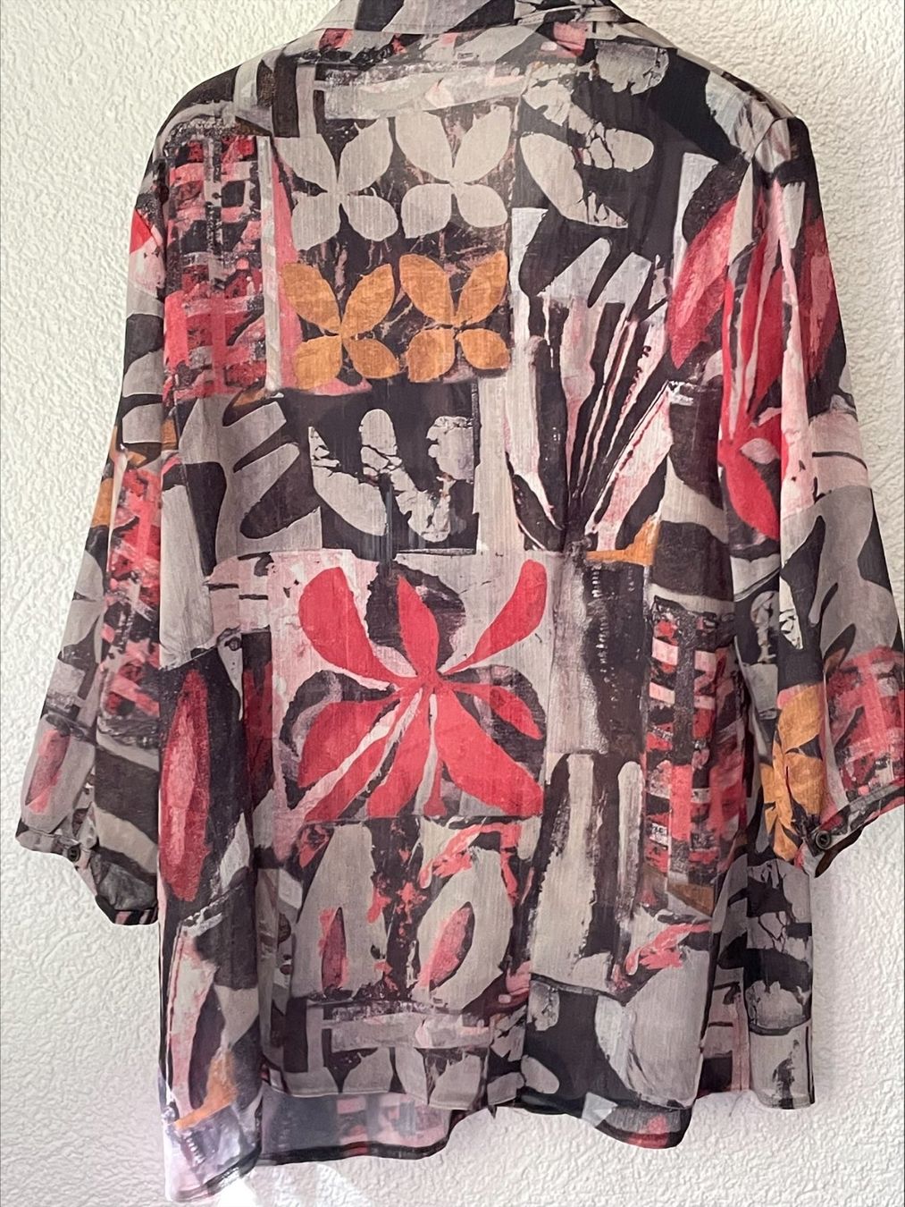Camicette: 139 Bluse – Usato da Sion venduto da NoblesOfHelvetia 2