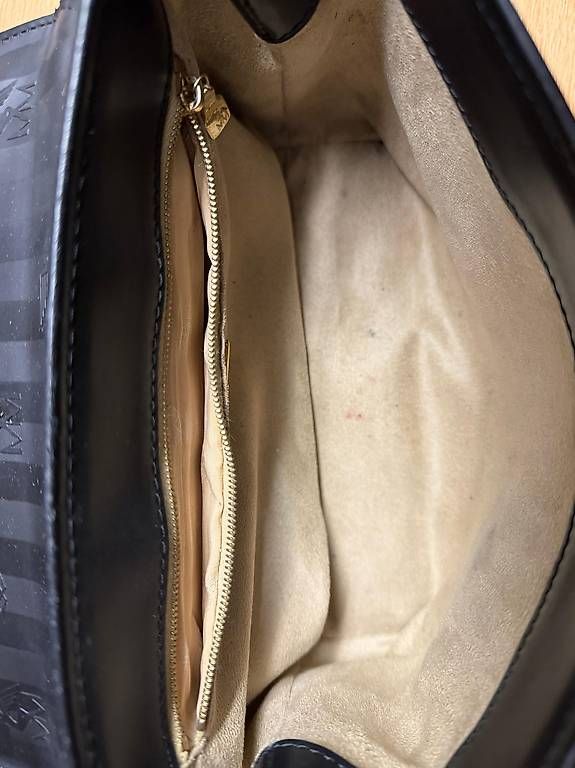 Sacs femmes: MAISON MOLLERUS CROSSBODY BAG – D'occasion à Winterthur par fij_f65r 4