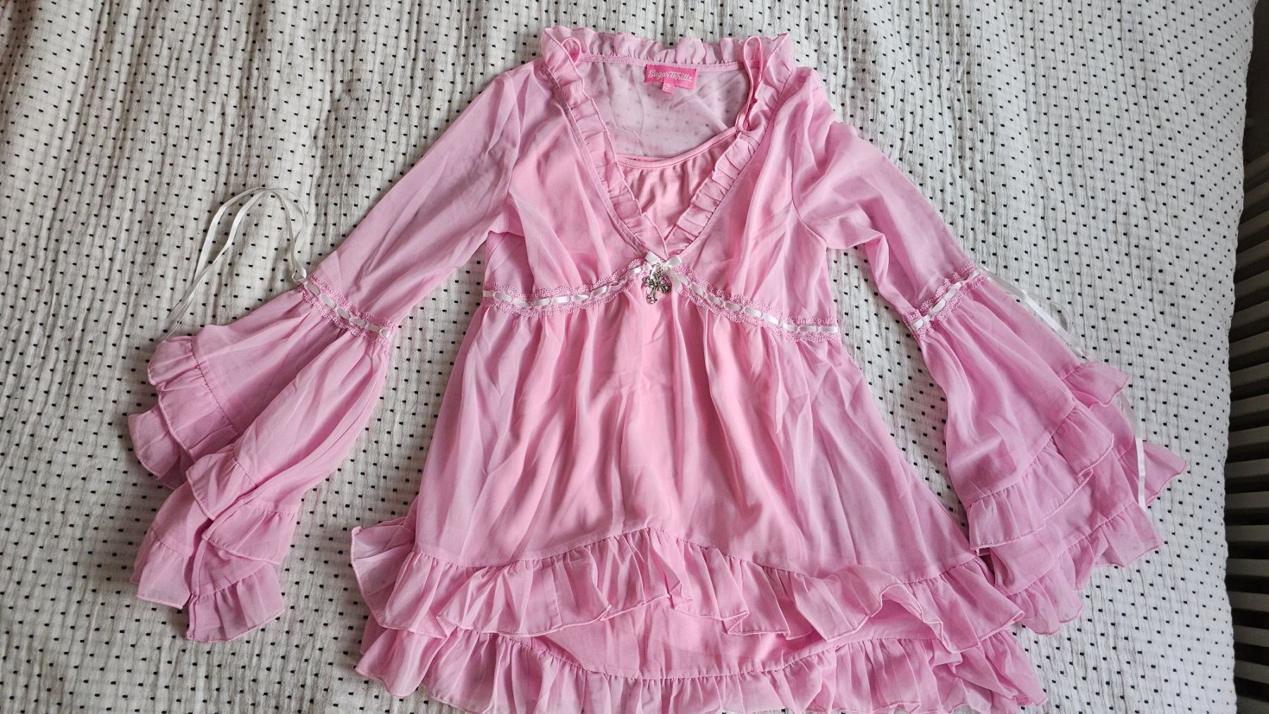 Robes: Robe courte rose Real Divinity de Sugar Thrillz – Neuf (Voir description) à Lausanne par feathernox 1
