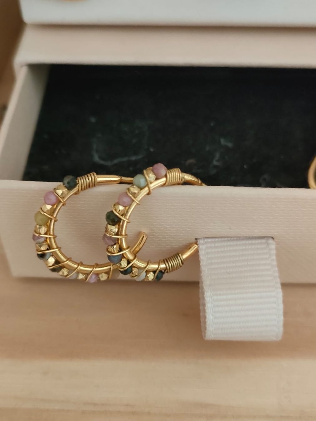 Boucles d'oreille: créoles AGapé – D'occasion à Pully par belleisa01