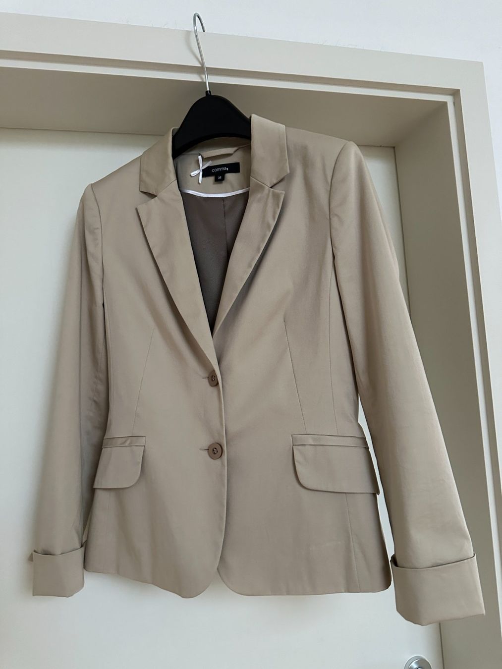 Comma Giacche: Blazer von comma in 34 – Usato da Freienbach venduto da aktionen4u