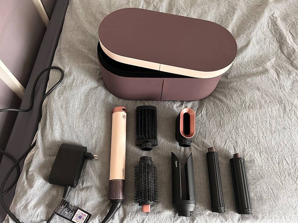Aspirapolveri & Accessori: Dyson Co-anda 2x  – Usato da Davos Platz venduto da ang_kp8w 1