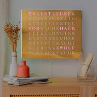 WordClock Edelstahl in Gold - edle Designer Wortuhr