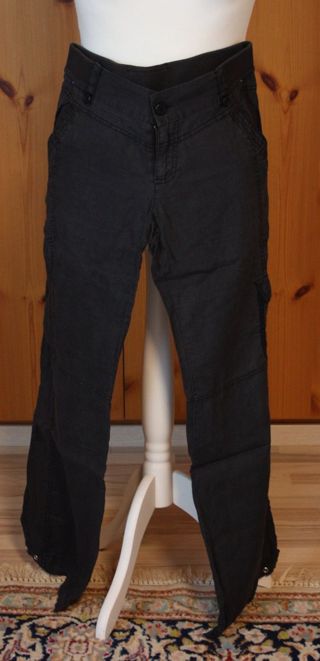 Hosen: Hose m. elastischem Bund schwarz Gr. L – Gebraucht aus Flüelen von Diversicum-Textil