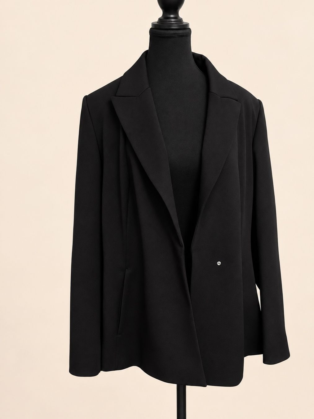 Marc Cain Giacche: Veste noir Marc Cain Collections – Nuovo (secondo la descrizione) da Neuchâtel venduto da ass_gdc7 5
