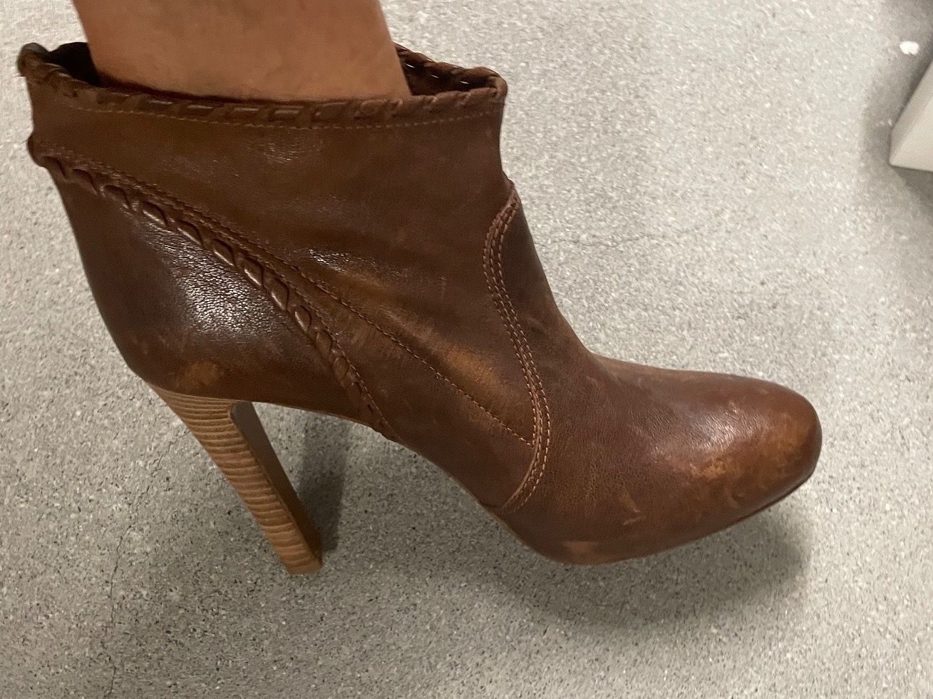 Hugo Boss Scarpe da donna: Stiefelette – Usato da oetwil an der limmat venduto da Nazeb 5