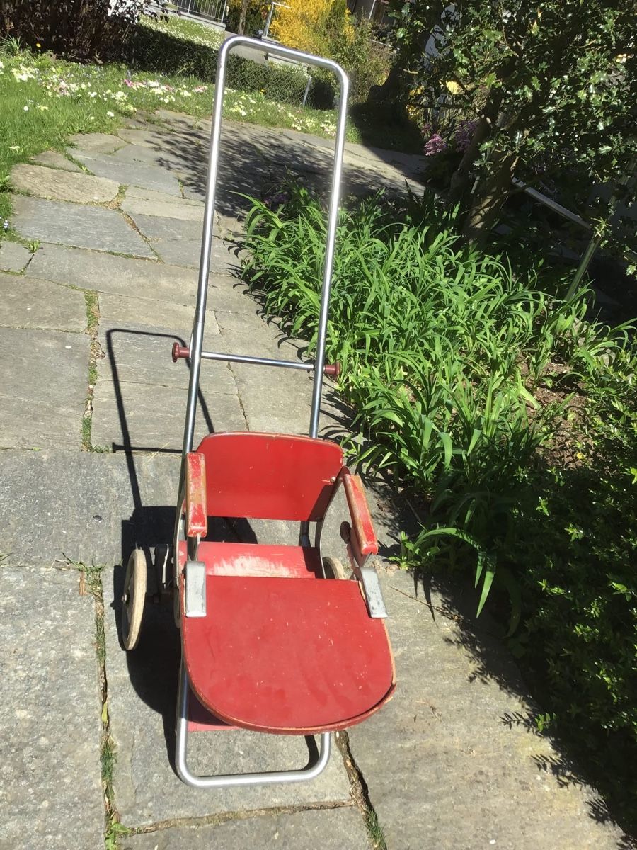 Carrozzine: Tischsessel & Kinderwagen – Usato da Oberrieden venduto da rhidybli
