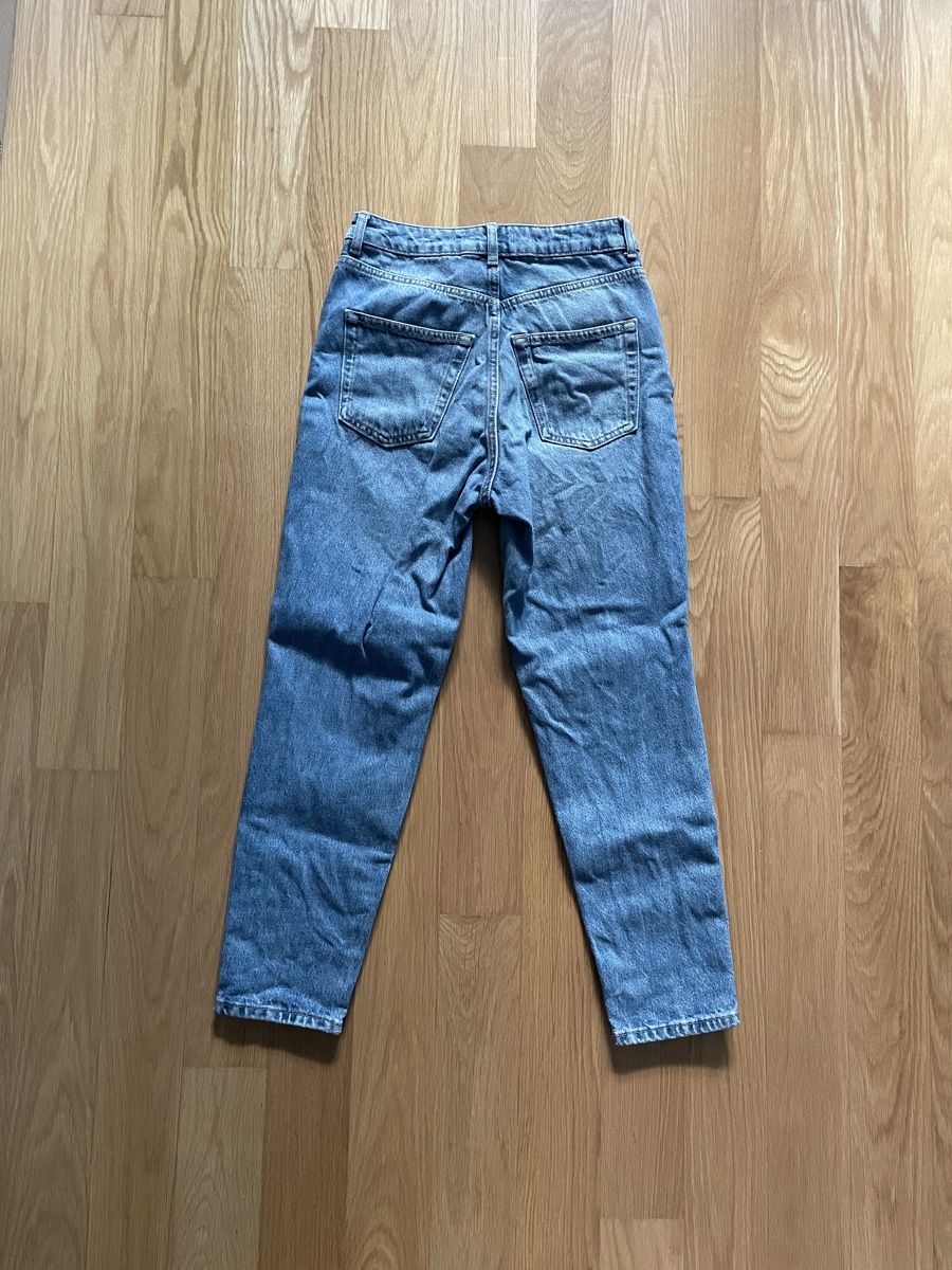 Topshop Jeans: Topshop Mom Jeans – Usato da Zürich venduto da liv_wyz7 1