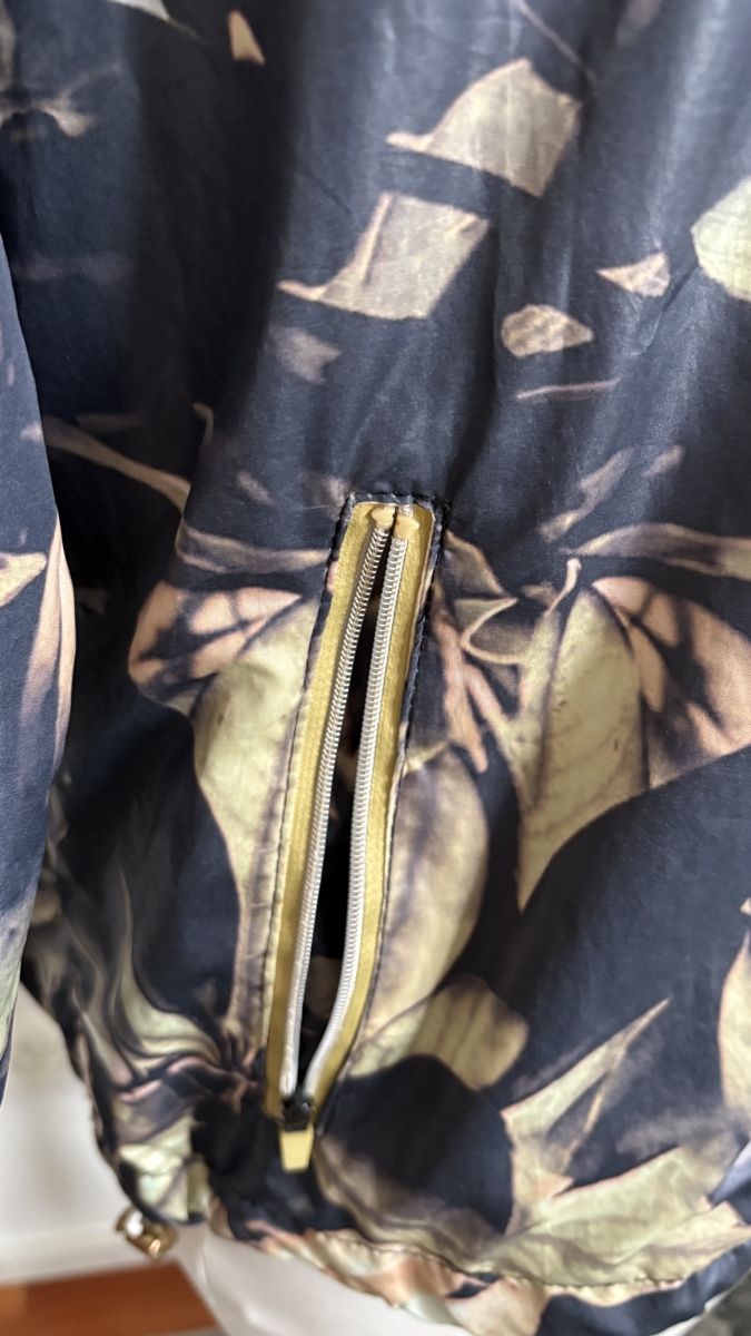 Pull&Bear Giacche: PULL BEAR Damen Übergangsjacke Windbreaker Blättermuster M – Usato da Rheinfelden venduto da nad_6hrl 3