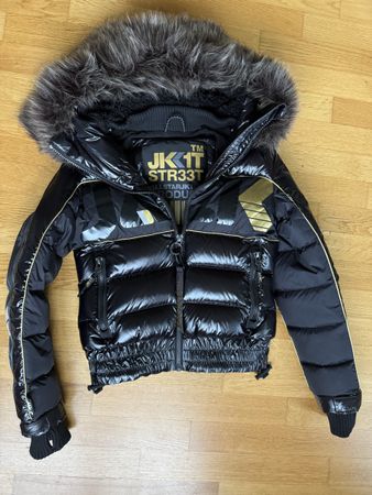 Winterjacke Damen mit Kapuze, Grösse S,