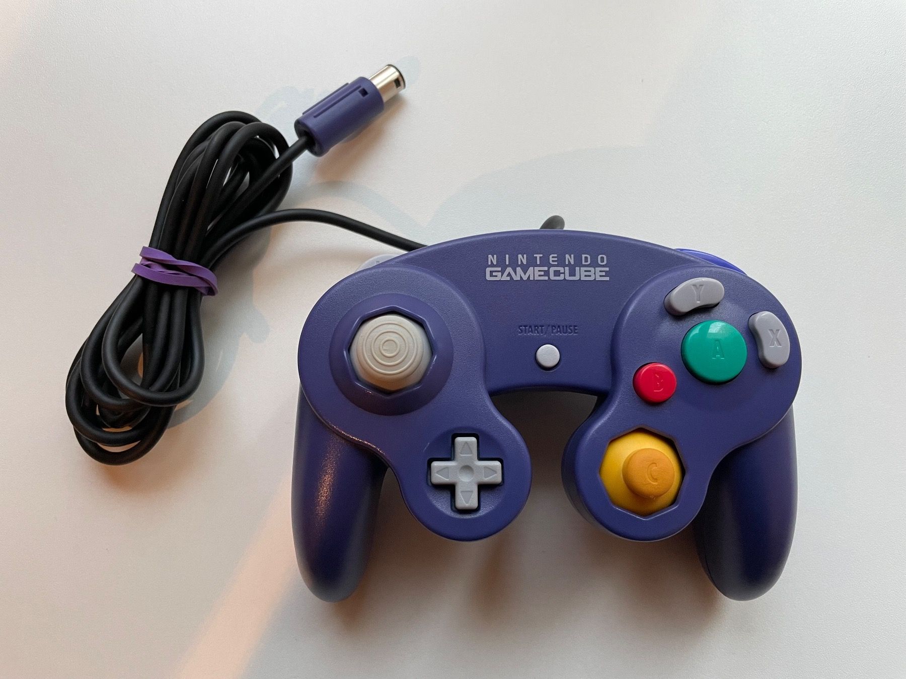 Controller: Original Nintendo Gamecube Controller Lila – Gebraucht aus Arbon von