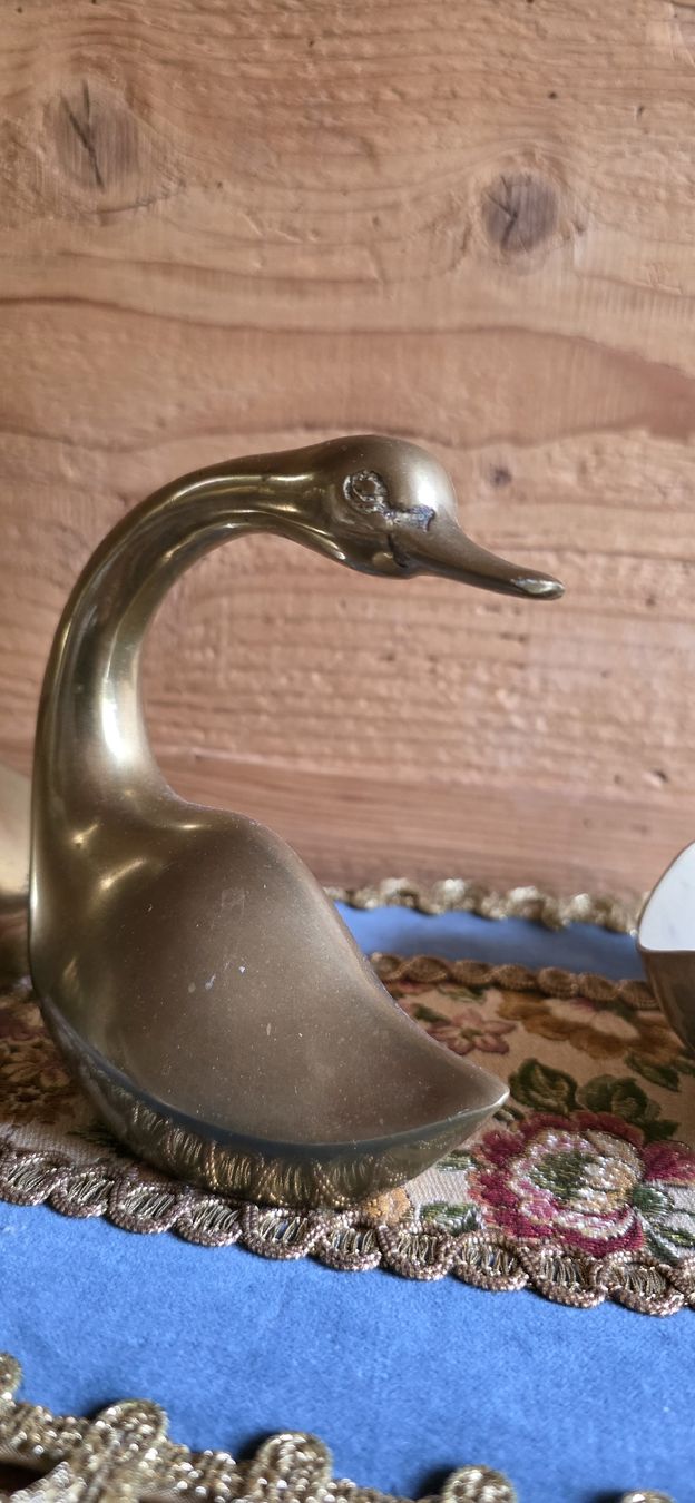 Skulpturen & Statuen: Sammlung Vintage Messing Schwäne – Gebraucht aus Wolfhalden von Nati-Nati 2