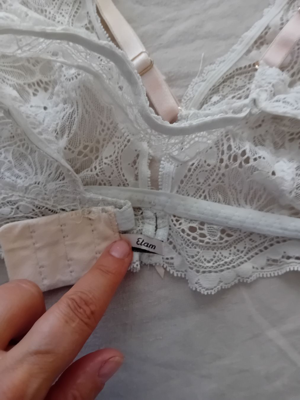 Etam Altra biancheria intima: Etam Bralette, off-white, Spitze Grösse S – Usato da Romanshorn venduto da milenva 3