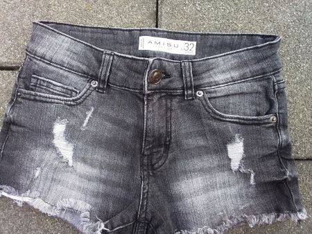 Coole kurze Hosen von Amisu Grösse 32