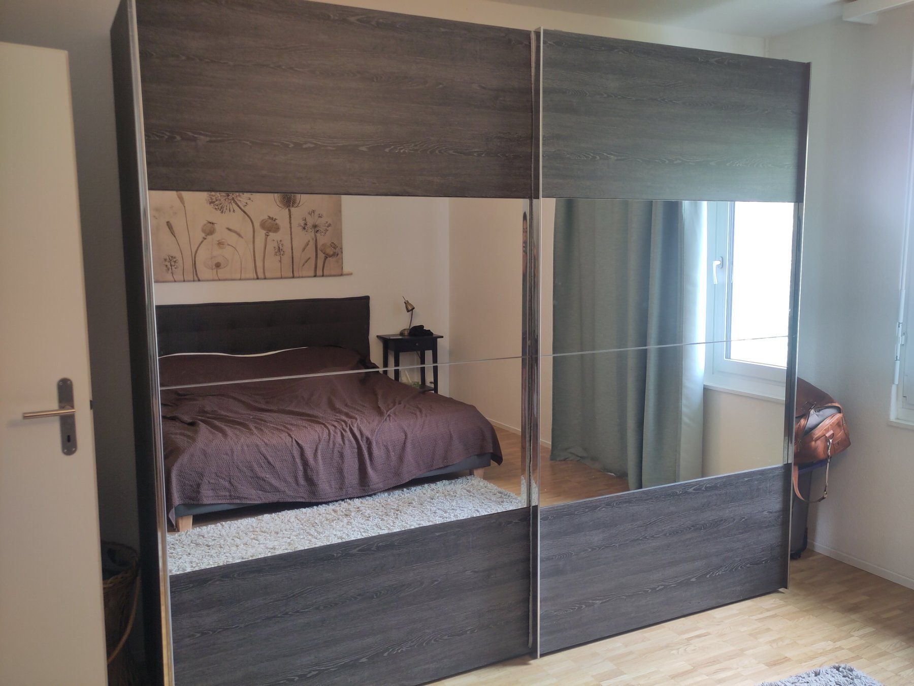 Armoires: Grosser Kleiderschrank – D'occasion à Zürich par babsypsilon