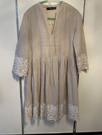 Damen Kleid von HALLHUBER gr.36