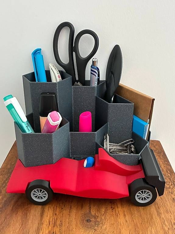 Modellini d'auto: Schreibtisch-Organizer "Rennwagen" – Nuovo (secondo la descrizione) da Ermenswil venduto da hoember