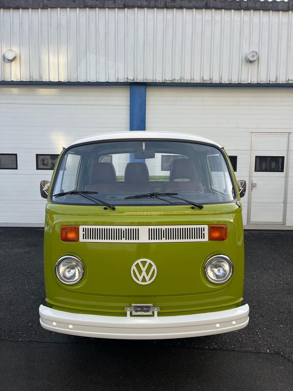 VW Veicoli commerciali: VW 26 2.0 - Veteran geprüft – Usato da Unterkulm venduto da pas_yv6m