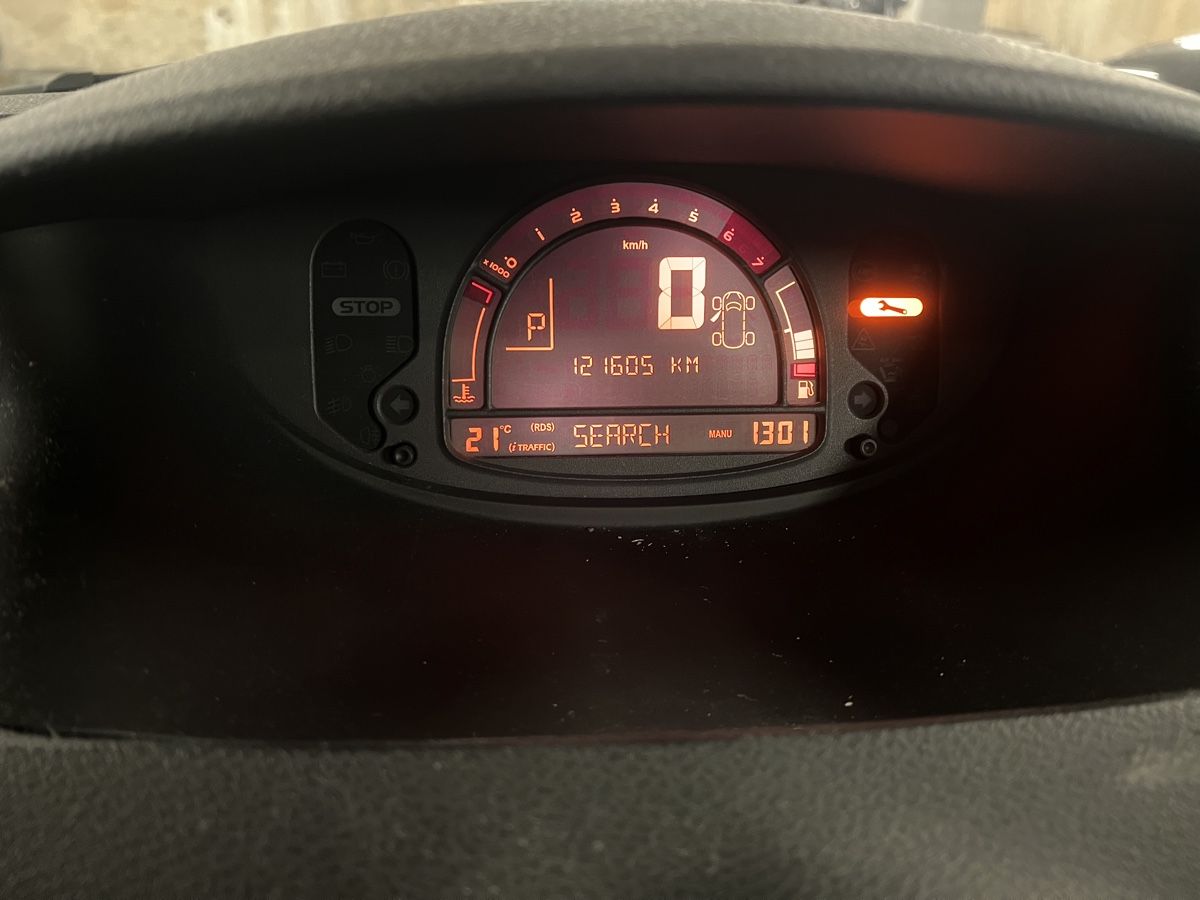 Renault Automobili: Renault Modus 1.6 V - gris - 121605 km – Usato da Fribourg venduto da ylmy 5