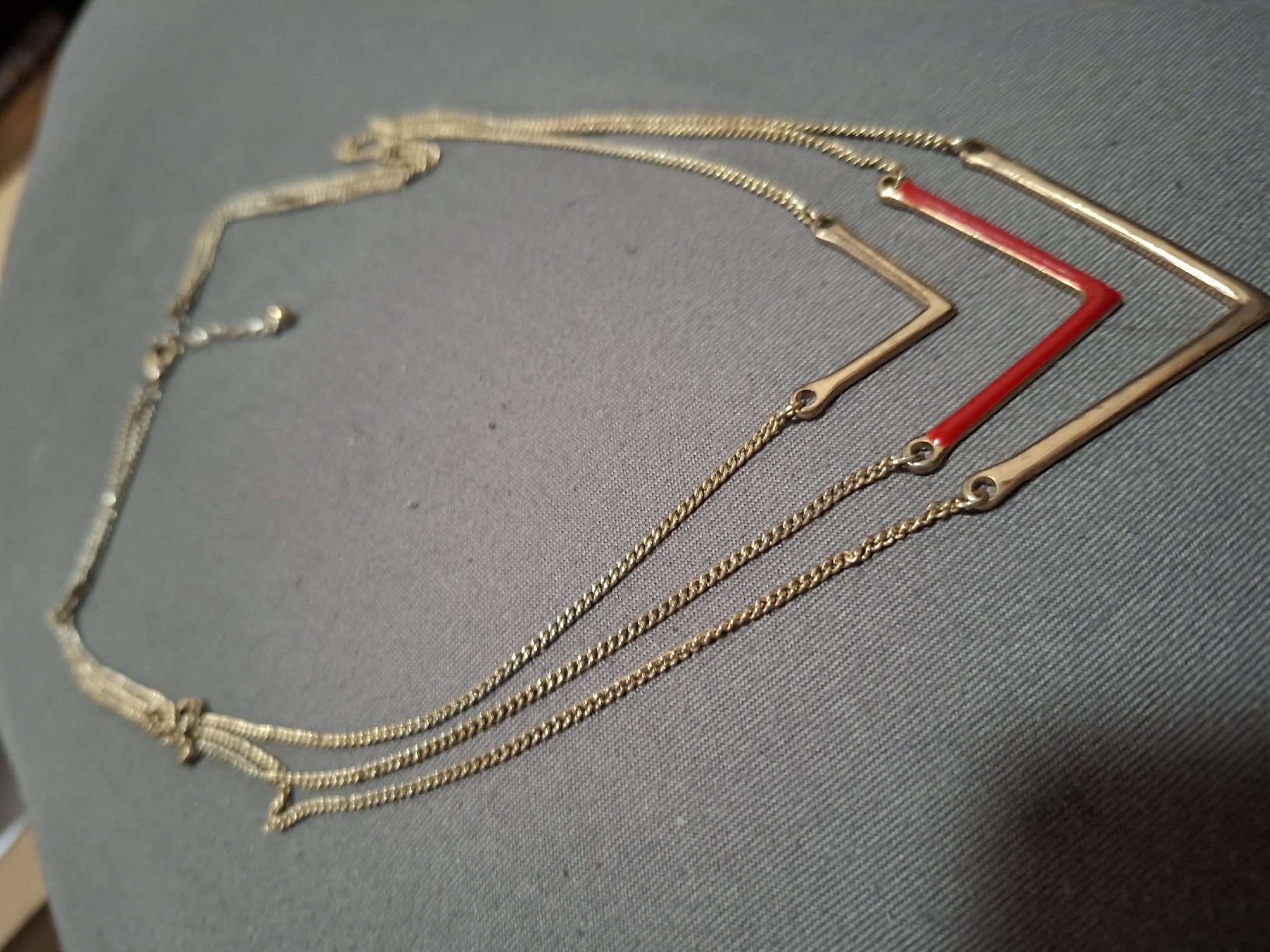 Ketten: Collier multi-rangs doré avec motifs – Gebraucht aus Tannay von v1n1p00h 3