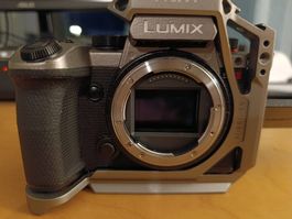 Lumix S5ii + Tilta cage & Handle Retro Design