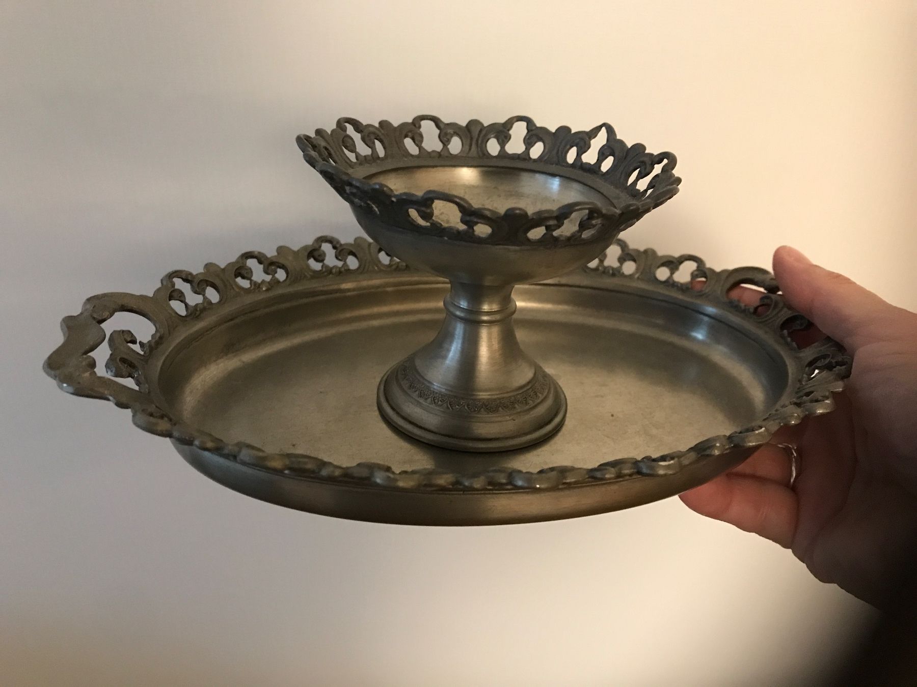 Set di piatti: Zinn Set Schale und Kelch – Usato da Rapperswil SG venduto da cosiba01 6