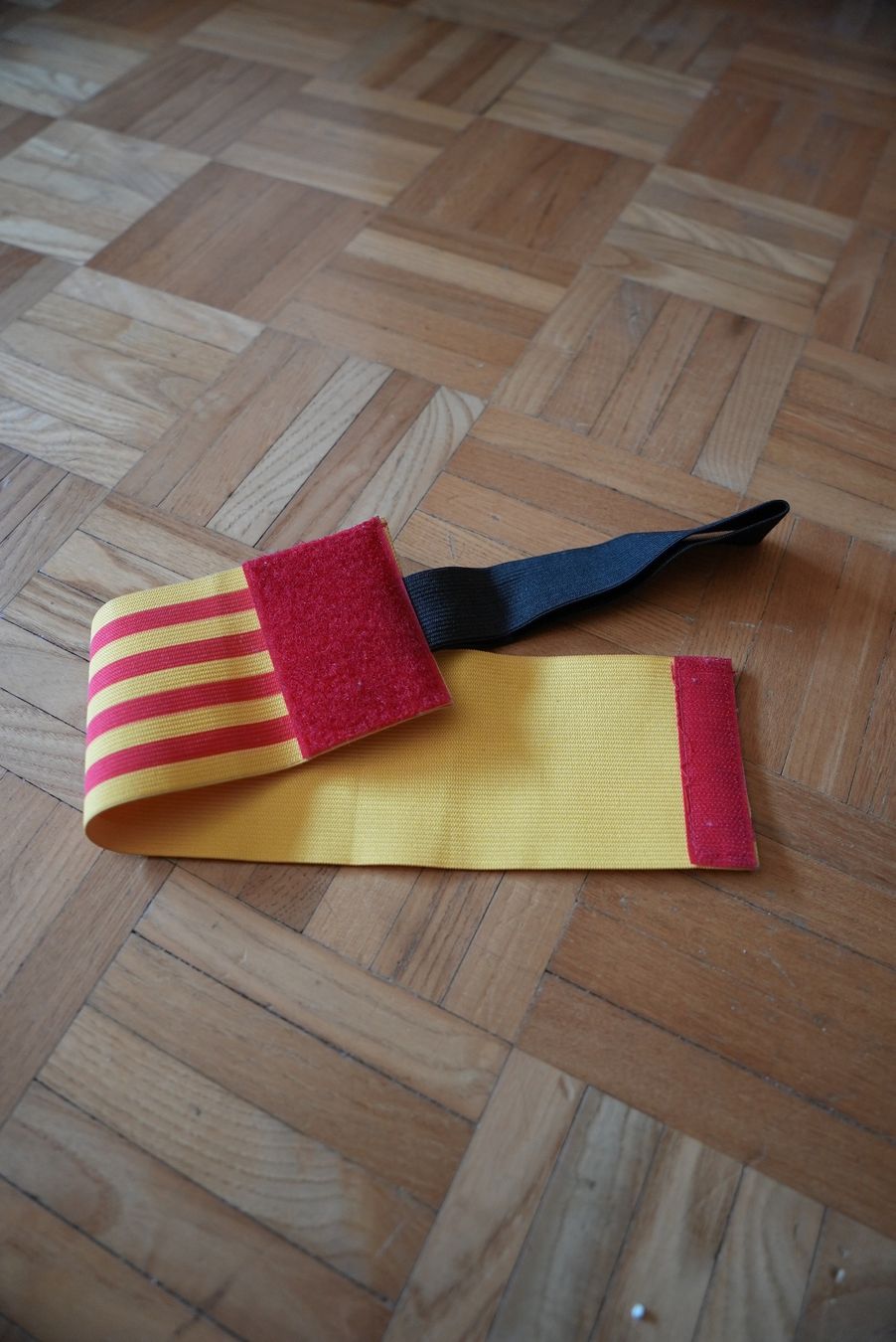 Accessori: FC Barcelona Captain Armband – Nuovo (secondo la descrizione) da Basel venduto da DavideCalla 3
