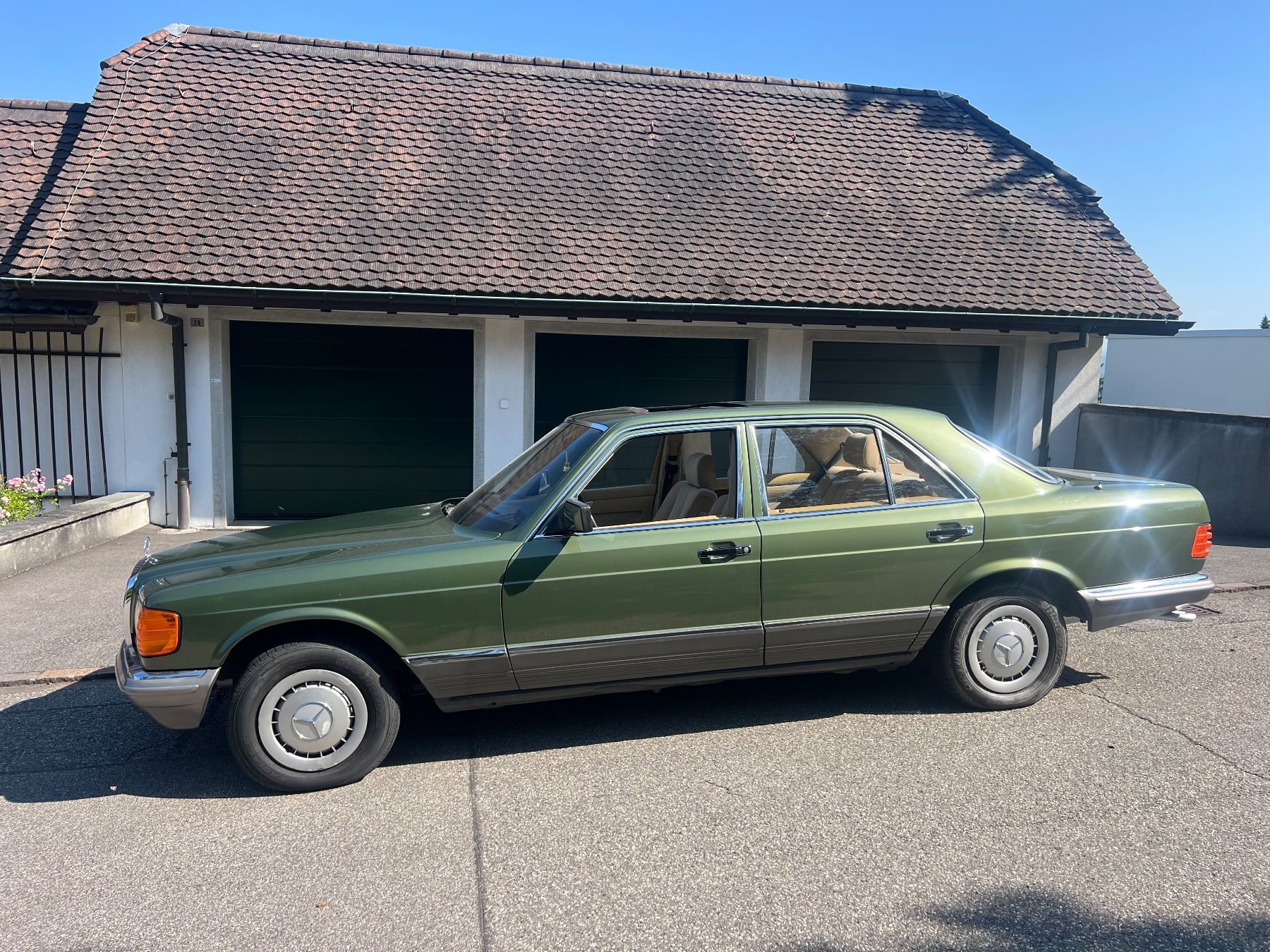 Mercedes-Benz Autos: Mercedes 280 SE – D'occasion à Hägendorf par noelwyss 1